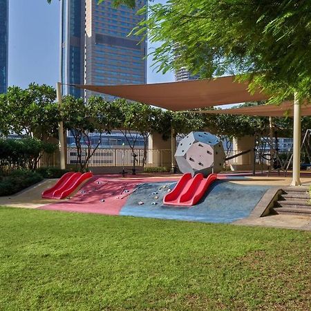 Magnificent 2 Bedroom With Stunning Burj Khalifa View Dubai Exterior foto