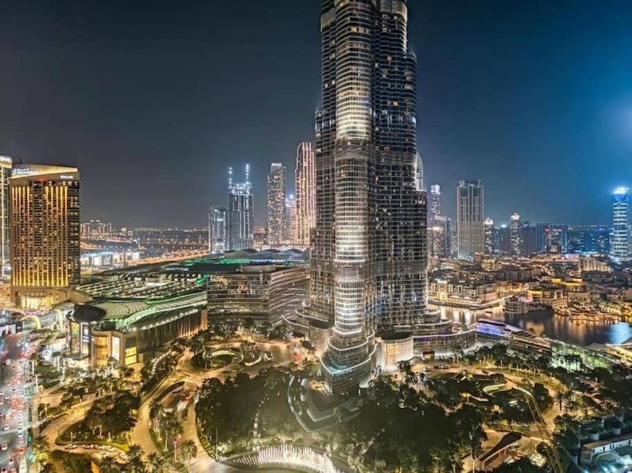 Magnificent 2 Bedroom With Stunning Burj Khalifa View Dubai Exterior foto